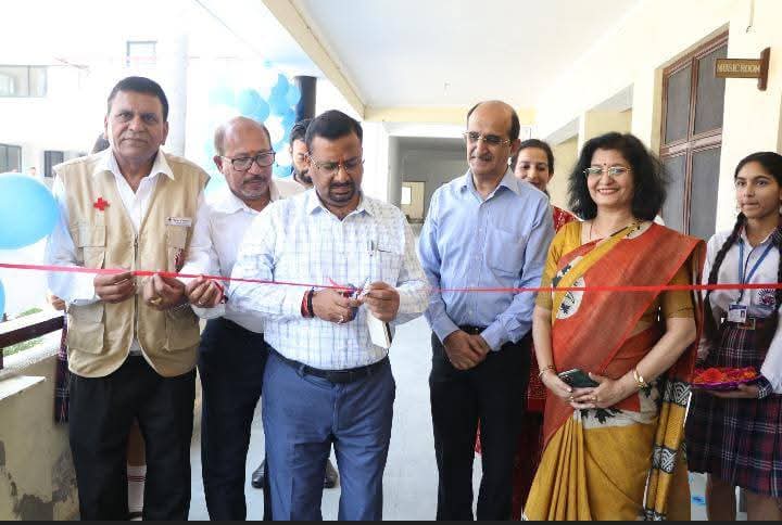 विश्व स्वास्थ्य दिवस के उपलक्ष्य पर इंडियन रेडक्रॉस द्वारा (सी०पी०आर०) प्राथमिक उपचार प्रशिक्षण एवं चिकित्सा शिविर आयोजित