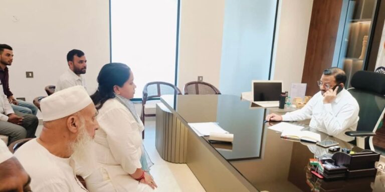 “विधायक अनुपमा रावत ने उठाई जमालपुर कलां की सीवर समस्या, डीएम से की समाधान की मांग”