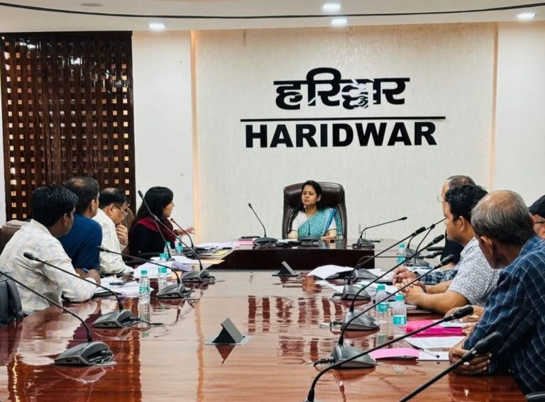हरिद्वार में सहकारिता विभाग एवं जिला सहकारी बैंक की संयुक्त समीक्षा बैठक संपन्न