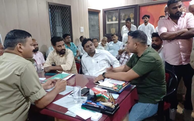 नगर पंचायत अध्यक्ष परवेज सुल्तान को जान से मारने की धमकी,CCTV में कैद हुई घटना  पुलिस जांच में जुटी