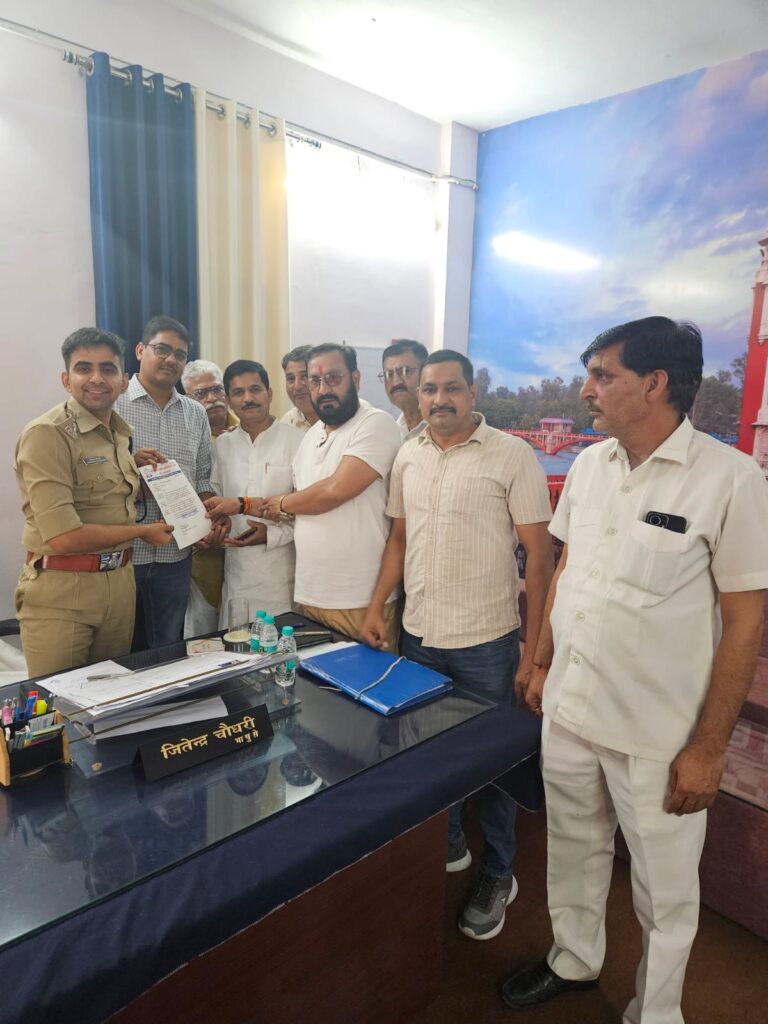 “भारतीय सेना की सर्जिकल स्ट्राइक पर परिवहन व्यवसायियों ने जताया समर्थन, कहा – हर संकट में राष्ट्र के साथ खड़े हैं”