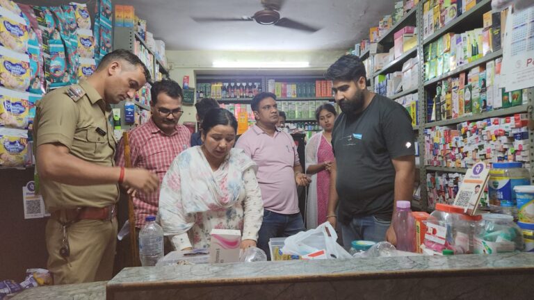 “हरिद्वार में ड्रग विभाग की बड़ी कार्रवाई: रजत मेडिकल से नारकोटिक्स दवाएं बरामद, एक हिरासत में”