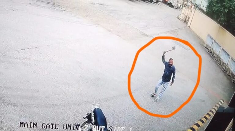 “जे.के. टायर फैक्ट्री पर हथियारबंद हमलावर का कहर: CCTV में कैद वारदात, पुलिस जांच में जुटी”