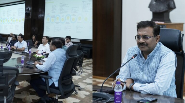 मुख्य सचिव आनंद बर्द्धन ने हरिद्वार, ऋषिकेश और शारदा कॉरिडोर की समीक्षा की