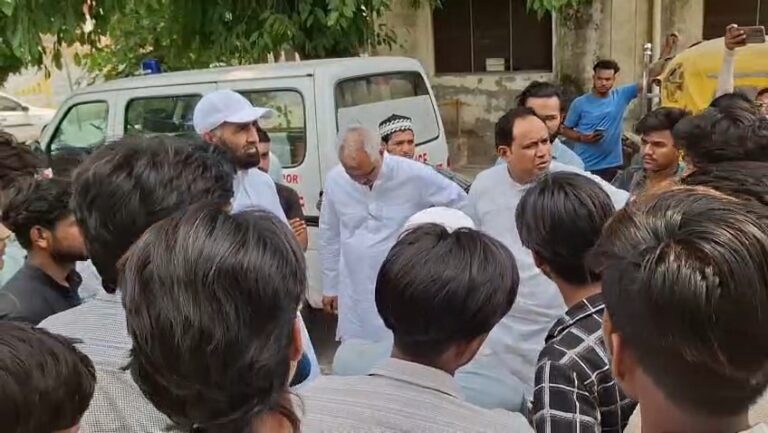 शादी की खुशियां मातम में बदलीं: बारात में विवाद के बाद चाकू से हमला, एक युवक की मौत