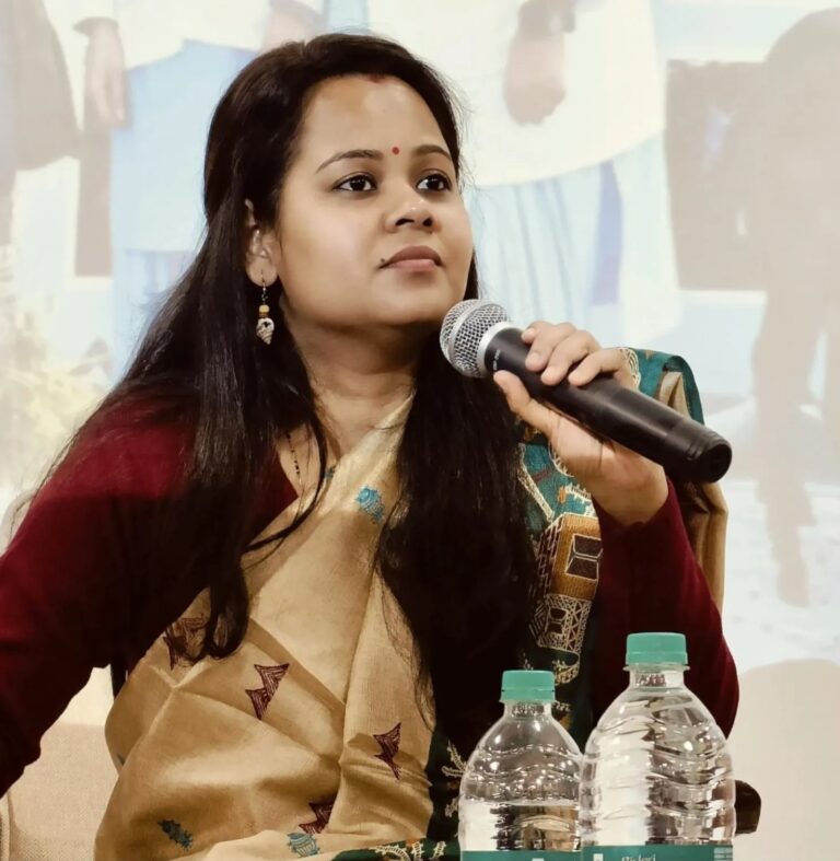 मुख्य विकास अधिकारी आकांक्षा कोण्डे ने ग्राम विकास अधिकारियों के किए तबादले