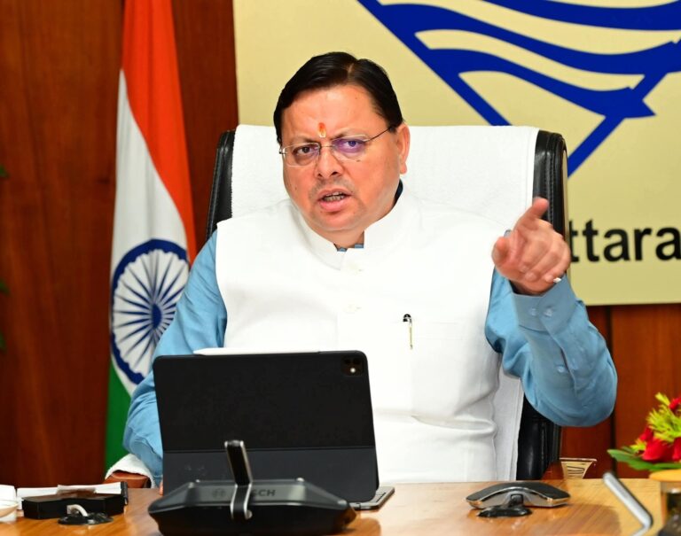 “धार्मिक स्थलों पर श्रद्धालुओं की सुविधा और सुरक्षा को लेकर मुख्यमंत्री धामी सख्त, समुचित व्यवस्थाओं के लिए अधिकारियों को दिए अहम निर्देश”