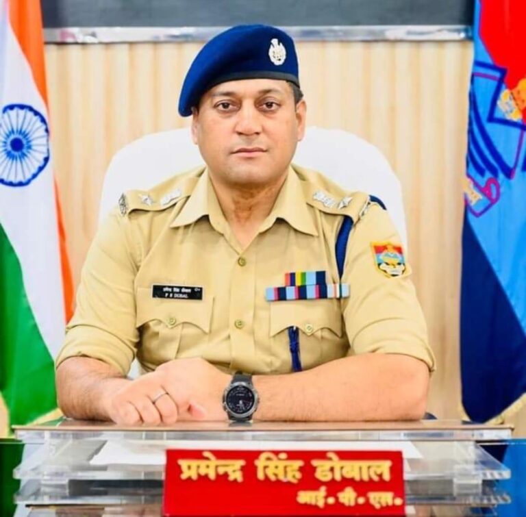 रात्रि में उड़ते ड्रोन को लेकर हरिद्वार में फैलाई जा रही अफवाहों पर SSP की सख्ती, भय फैलाने वालों पर होगी कड़ी कार्रवाई