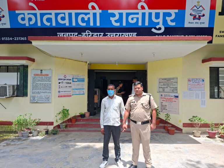 “हरिद्वार में ड्रिंक एंड ड्राइव पर सख्त एक्शन: नशे में धुत होंडा सिटी चालक गिरफ्तार, हूटर बजाने पर भी हुई कार्रवाई, वाहन सीज”