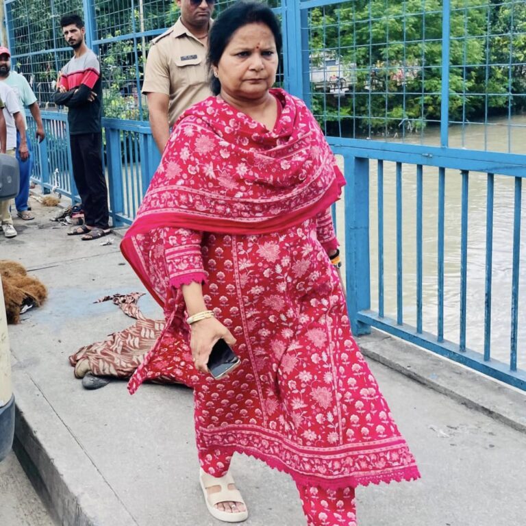 रुड़की नगर निगम स्टिंग कांड में मेयर अनीता अग्रवाल का बड़ा एक्शन: विभागीय जांच के आदेश, दोषियों पर सख्त कार्रवाई की चेतावनी—कहा, अब बर्दाश्त नहीं होगा भ्रष्टाचार