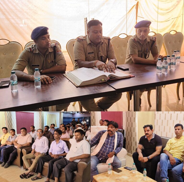 एसएसपी प्रमेंद्र डोबाल के निर्देश पर बहादराबाद थाना क्षेत्र में मोहर्रम को लेकर शांति समिति की महत्वपूर्ण बैठक, ग्राम प्रधानों और ग्रामीणों ने सौहार्दपूर्ण माहौल में मनाने का लिया संकल्प