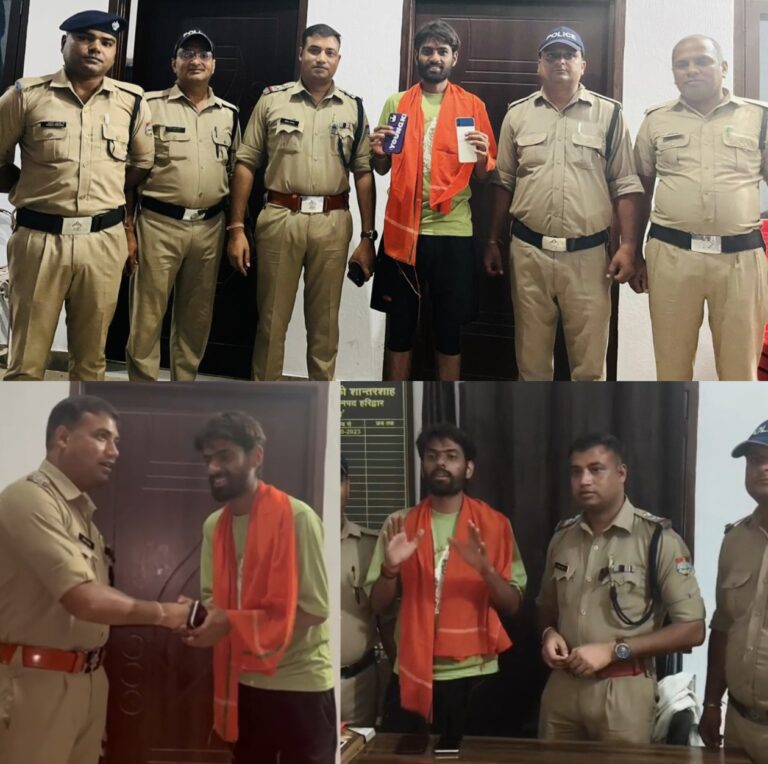 हरिद्वार कांवड़ यात्रा में गाजियाबाद के भोले के दो लाख के मोबाइल गुम, उत्तराखंड पुलिस ने 24 घंटे में बरामद कर लौटाए—ईमानदारी, तत्परता और सेवा भावना का अनोखा उदाहरण बनी देवभूमि की पुलिस