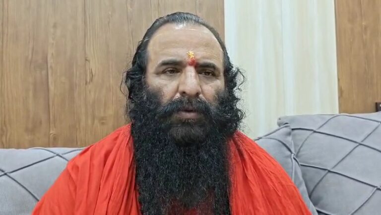 हरिद्वार भगदड़ हादसा: मनसा देवी मंदिर ट्रस्ट ने मृतकों को 5-5 लाख, घायलों को 1-1 लाख और घर तक वाहन सुविधा देने की घोषणा