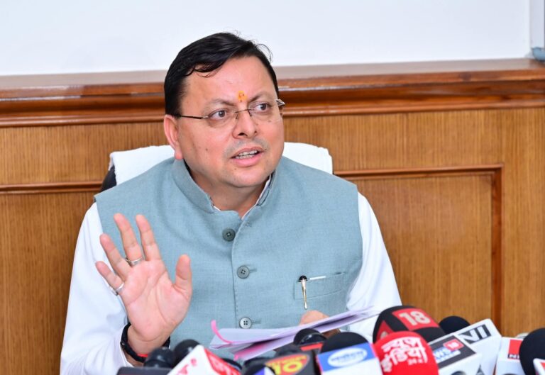 धामी कैबिनेट के ऐतिहासिक फैसले : महिलाओं-युवाओं को रोजगार, भूतपूर्व सैनिकों को सम्मानजनक अवसर, अपराध पीड़ितों को न्याय और साक्षियों को मिलेगी अभूतपूर्व सुरक्षा — उत्तराखण्ड में विकास, न्याय और पारदर्शिता की नई दिशा