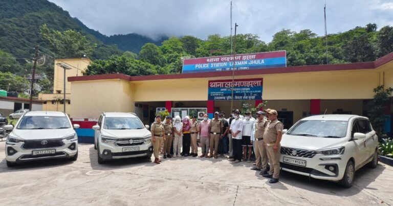 “गंगा किनारे गुपचुप रेव पार्टी का खुलासा: पौड़ी पुलिस ने ईवाना रिजॉर्ट में मचाई धूम, तीन दर्जन युवक-युवतियां हिरासत में, एग्रीकल्चर कंपनी के मैनेजर की चालबाज़ी भी बेनकाब”