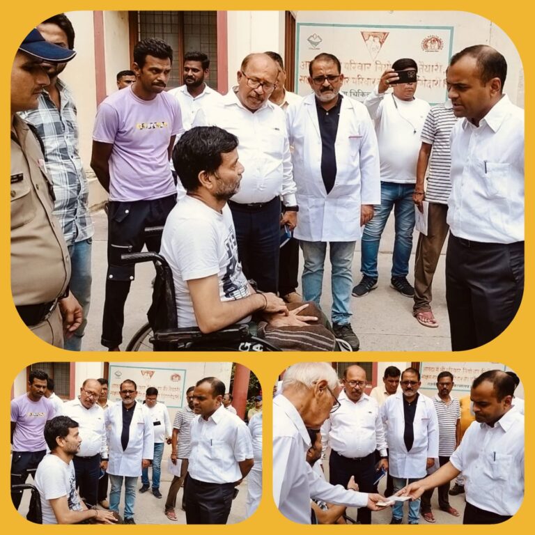 “बहादराबाद के शक्ति नगर निवासी पीड़ित की फरियाद पर तुरंत हरकत में आए जिलाधिकारी मयूर दीक्षित, स्पाइन रोगी यादवेंद्र राज सिंह को दिलाया घर पर राशन – त्वरित समाधान से बढ़ा जनता का भरोसा”