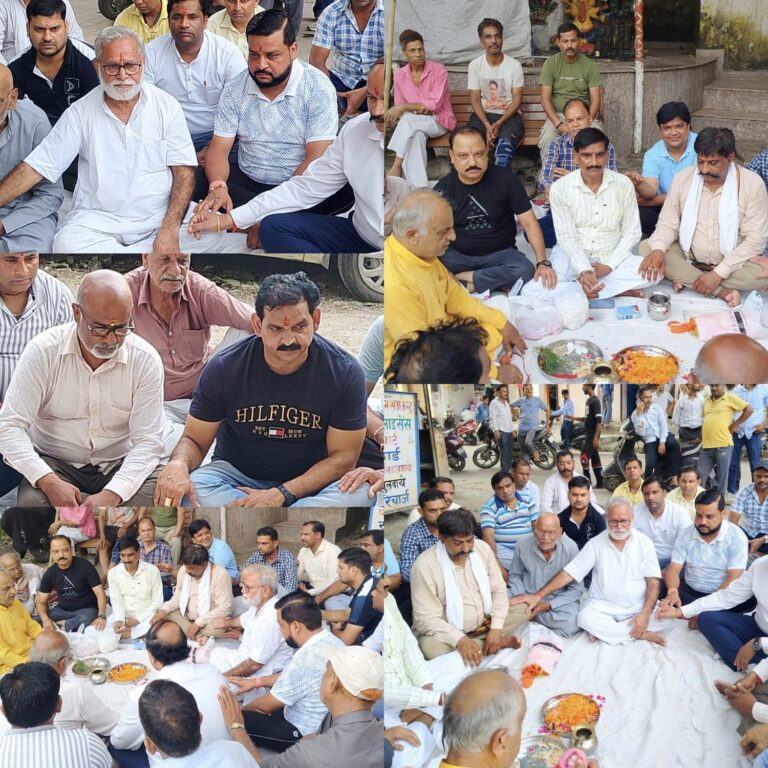 “बहादराबाद में धूमधाम से हुआ 127वां रामलीला ध्वजारोहण, अध्यक्ष अनिल चौहान बोले– मर्यादा पुरुषोत्तम श्रीराम के आदर्शों से जगमगाएगा पूरा क्षेत्र”