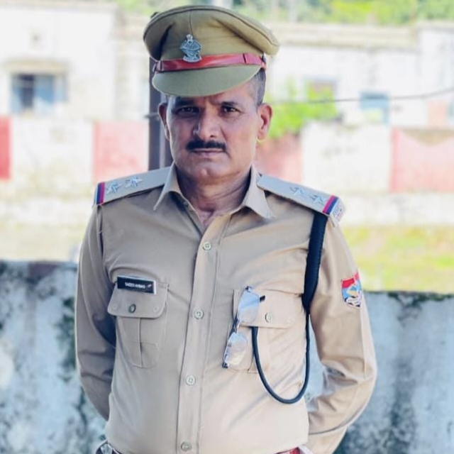 “कर्तव्यनिष्ठा की मिसाल थे स्व. सईद अहमद: सिर में चोट लगने से हुआ दुखद निधन, एसपी जीआरपी तृप्ति भट्ट ने दी श्रद्धांजलि, पुलिस विभाग में छाया शोक”