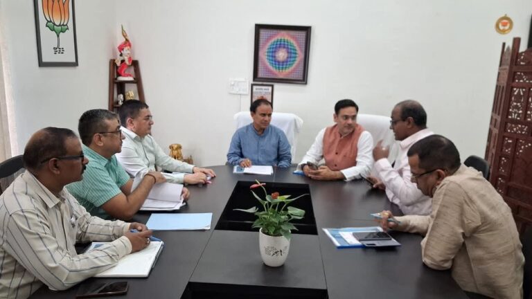 सहकारिता–पशुपालन विभाग का बड़ा फैसला : साइलेज योजना से दुग्ध उत्पादन में नई क्रांति, पर्वतीय जनपदों की ग्रामीण अर्थव्यवस्था होगी सशक्त