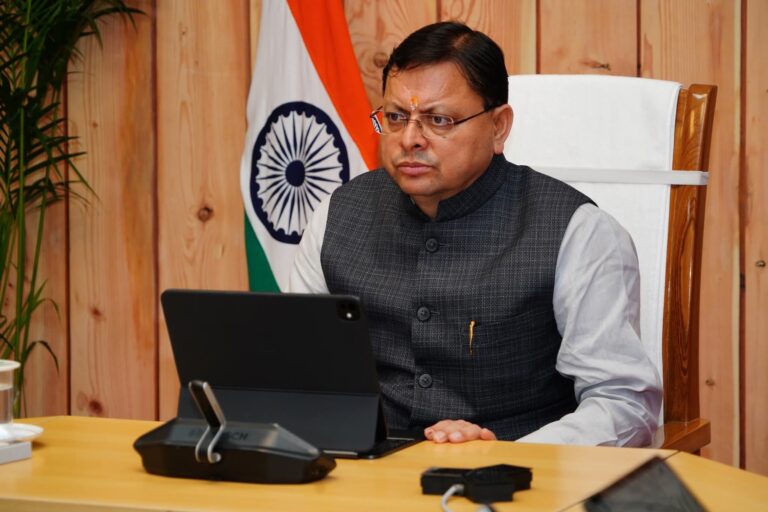 धामी का धमाका: नकली दवाइयों पर कसी लगाम, स्वदेशी को मिला बढ़ावा, आपदा पीड़ितों को मिलेगा सहारा और अग्निवीरों की ट्रेनिंग पर खास फोकस!