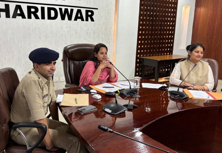 “सीडीओ आकांक्षा कोण्डे का सख्त फरमान: निजी संस्थानों में अनिवार्य होगी आंतरिक परिवाद समिति, महिलाओं की सुरक्षा पर बड़ा एक्शन”