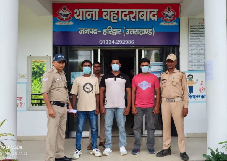 हुक्का गैंग पर बहादराबाद पुलिस का शिकंजा: गैंग के तीन गुर्गे हवालात में, बाकी पर शुरू हुई बड़ी कार्रवाई