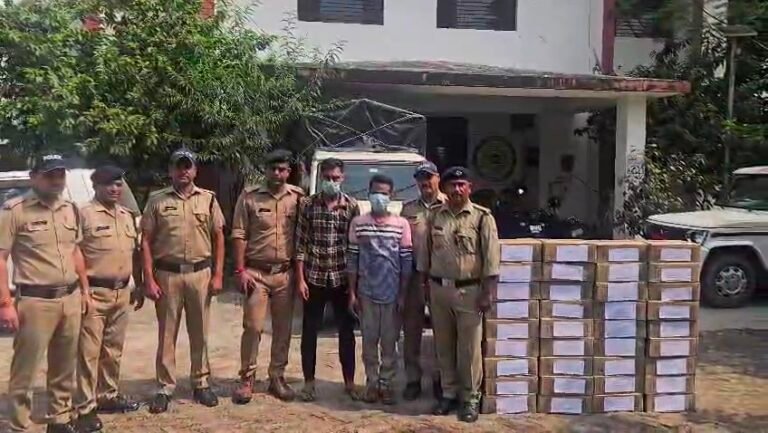 शराब माफियाओं पर पुलिस का वार: कलियर में 10 लाख की 222 पेटियाँ दबोचीं, गाड़ी समेत दो तस्कर सलाखों के पीछे – ठेका मालिक फरार, मचा हड़कंप!