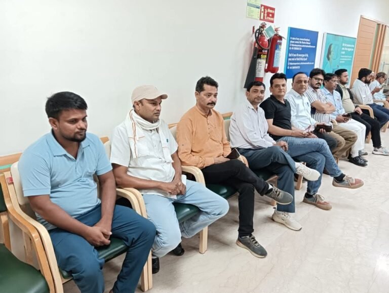 “पुरानी पेंशन बहाली की हुंकार! हरिद्वार से दिल्ली तक गूंजेगा आंदोलन, 25 नवंबर को लाखों कर्मचारी–शिक्षक एकजुट होकर नई पेंशन योजना के खिलाफ भरेंगे बिगुल”