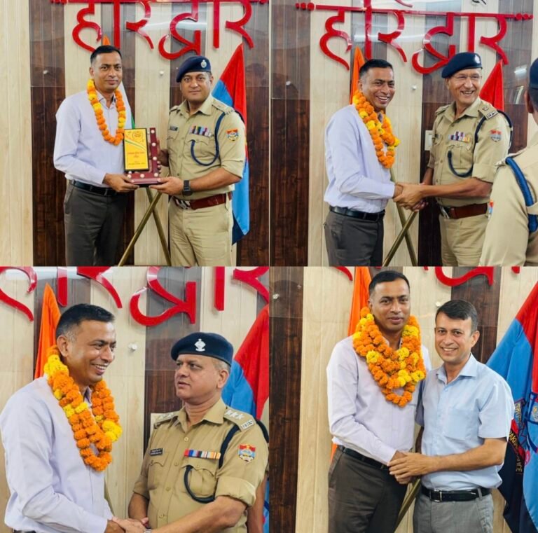 हरिद्वार पुलिस मुख्यालय में भावनाओं का संगम: जगह-जगह सेवा की मिसाल बने निरीक्षक नीरज यादव को मिला यादगार विदाई सम्मान, एसएसपी डोबाल बोले– ‘समर्पण और ईमानदारी ही आपकी पहचान’