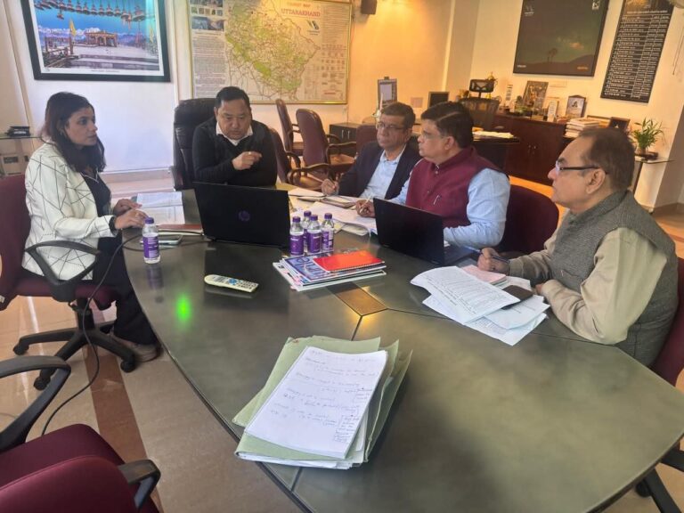 “सचिव धीराज गर्व्याल की सख्त समीक्षा: सीमान्त गाँवों के पुनर्जीवन और पलायन रोकथाम के लिए सरकार की व्यापक कार्ययोजना तैयार”