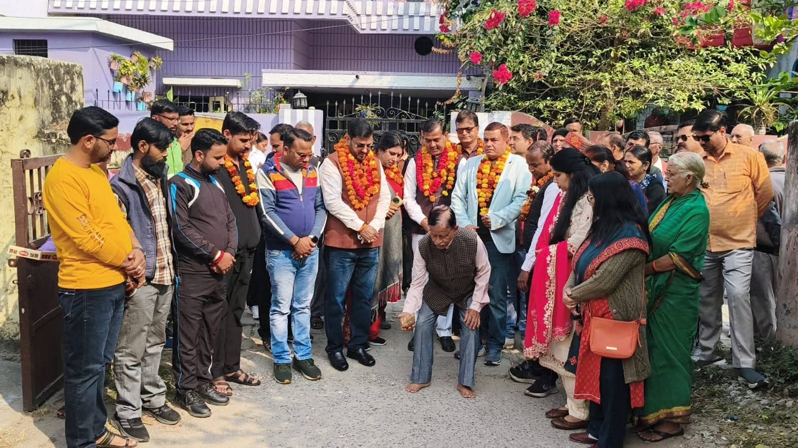 “शिवालिक नगर में विकास की बयार: अध्यक्ष राजीव शर्मा ने दिल खोलकर शुरू कराए सड़क–नाली–पुलिया कार्य, हर वार्ड को ‘मॉडल नगर’ बनाने की बड़ी पहल”