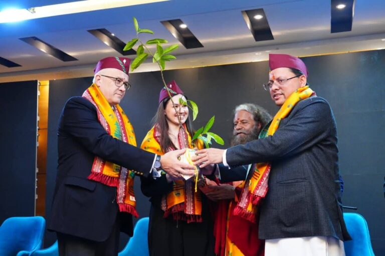 “देवभूमि देहरादून से विकसित भारत–2047 का बिगुल: 47वीं ऑल इंडिया पीआर कॉन्फ्रेंस में सीएम पुष्कर सिंह धामी का सशक्त संदेश — “संवाद बनेगा विश्वास, पीआर बनेगा राष्ट्र निर्माण की रीढ़”