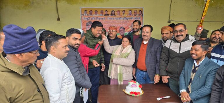 “सेवा, समर्पण और संकल्प का उत्सव: हरिद्वार सांसद त्रिवेन्द्र सिंह रावत का जन्मदिन बना ‘सेवा दिवस’, रक्तदान शिविर में उमड़ा जनसैलाब, महापौर किरण जैसल ने किया शुभारंभ”