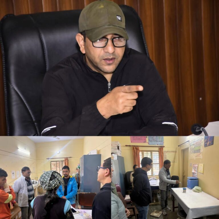 “उत्तरकाशी में स्वास्थ्य सेवाओं की बड़ी सर्जरी! जिलाधिकारी प्रशांत आर्य की सख्ती से हर अस्पताल की हुई पड़ताल, कमियों पर कार्रवाई — लक्ष्य सिर्फ इलाज नहीं, स्वस्थ और सशक्त समाज”