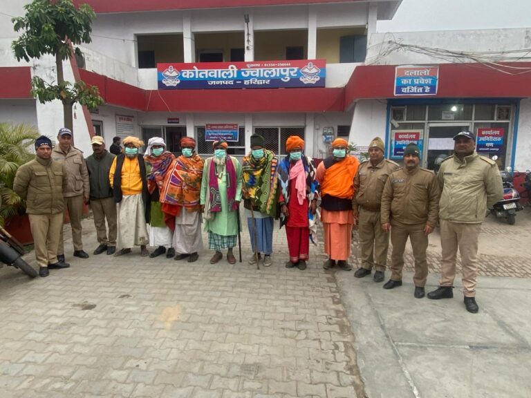 “साधु नहीं, ठग निकले! हरिद्वार पुलिस का ‘ऑपरेशन कालनेमि’—तंत्र-मंत्र और जादू के नाम पर आस्था से खेल रहे 7 ढोंगी बाबाओं पर गिरी गाज, ज्वालापुर में मचा हड़कंप “