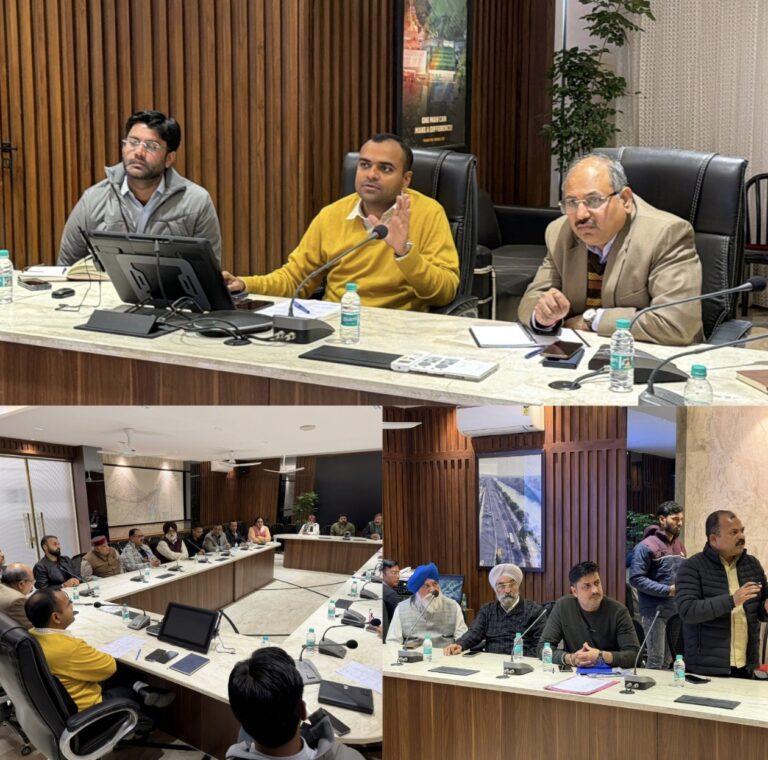 “DM मयूर दीक्षित की अगुवाई में धर्मनगरी हरिद्वार में स्वच्छता का महा-संकल्प — NGOs, आश्रमों व सामाजिक संगठनों संग मिलकर ‘स्वच्छ-सुंदर क्लीन मॉडल हरिद्वार’ बनाने की ऐतिहासिक मुहिम तेज”