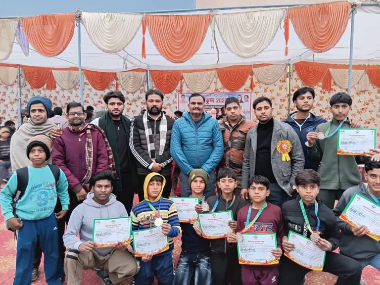 “बहादुरपुर जट में खेल प्रतिभाओं का विराट महाकुंभ: महारानी लक्ष्मीबाई मिनी स्टेडियम में हरिद्वार ग्रामीण विधानसभा स्तरीय खेल महाकुंभ का भव्य आयोजन, दौड़-कूद-कबड्डी में खिलाड़ियों ने दिखाया दमखम”