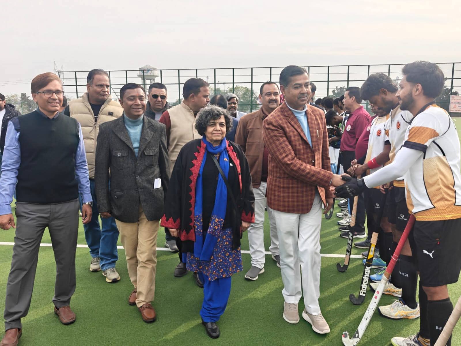 ” वंदना कटारिया स्टेडियम में हॉकी का धमाका “आदेश चौहान की मौजूदगी में गुरूकुल कांगड़ी का जलवा, एलपीयू फगवाड़ा को 5–2 से रौंदा, कुरुक्षेत्र ने पटियाला को 2–1 से चटाई धूल”