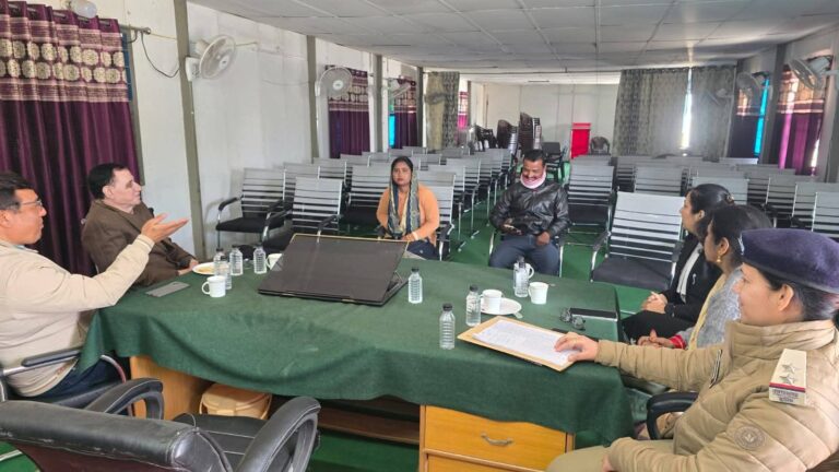 “बिखरते रिश्तों को जोड़ने की मजबूत पहल: हरिद्वार पुलिस की काउंसलिंग से तीन परिवार टूटने से बचे, महिला ऐच्छिक ब्यूरो बना उम्मीद की डोर”