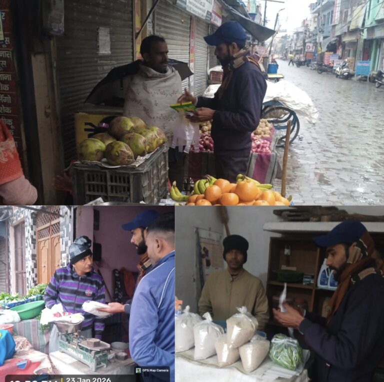 “प्लास्टिक पर चला नगर पालिका का डंडा! शिवालिक नगर के बाज़ारों में एंटी-प्लास्टिक अभियान से मचा हड़कंप, दुकानदारों को दी सख़्त चेतावनी”