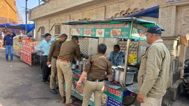 “शारदीय कांवड़ मेला 2026 से पहले हरिद्वार पुलिस का बड़ा एक्शन—हरकी पैड़ी से भीमगौड़ा तक अतिक्रमण पर चला बुलडोज़र, 85 चालान, यातायात हुआ सुचारु”