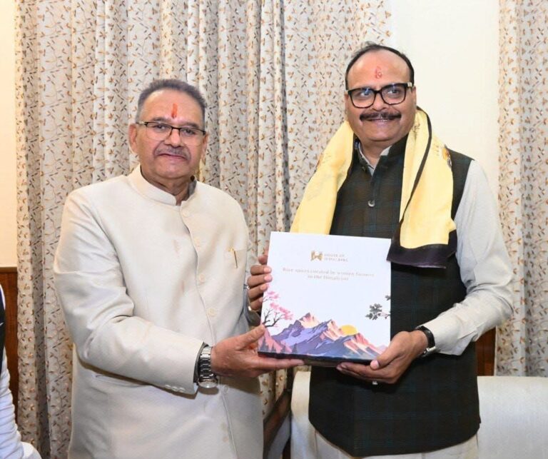 “देवभूमि हरिद्वार में राजनीतिक गरिमा का भव्य संगम: उत्तर प्रदेश के उप मुख्यमंत्री ब्रजेश पाठक का हुआ ऐतिहासिक स्वागत, कैबिनेट मंत्री गणेश जोशी ने शॉल व ‘हाउस ऑफ हिमालयास’ भेंट कर किया सम्मान”