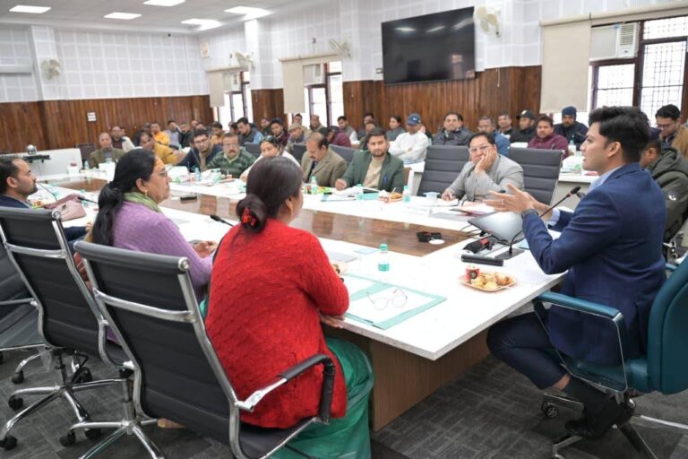“केदारनाथ धाम यात्रा 2026 की उलटी गिनती शुरू: 7–8 फरवरी को केदारपुरी में महा-निरीक्षण, डीएम प्रतीक जैन सख्त, हर विभाग को सौंपे गए अहम दायित्व”