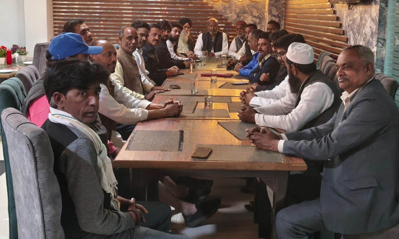 ” जिला कांग्रेस कमेटी रुड़की महानगर की बैठक में सरकार पर हमला  “भाजपा की विफलताओं से आमजन को हो रहा नुकसान” — राजेंद्र चौधरी का बयान”