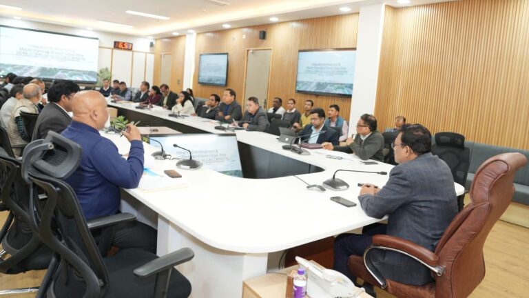 “मुख्य सचिव आनंद बर्धन की अध्यक्षता में व्यय-वित्त समिति की बड़ी बैठक: चंपावत में स्टेडियम और गोलू देवता कॉरिडोर को हरी झंडी, देहरादून-हल्द्वानी में सीवरेज, खेल विश्वविद्यालय व सितारगंज जेल विस्तार को करोड़ों की सौगात”