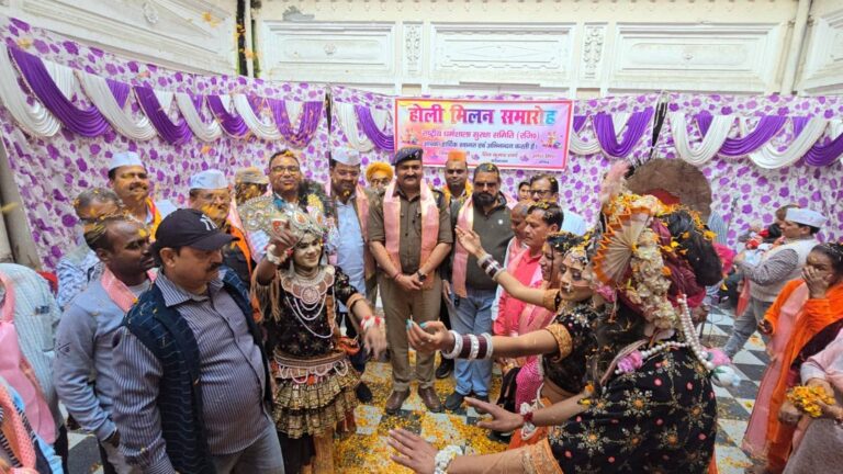 “कुंभ 2027 की तैयारियां तेज: दयानंद सरस्वती का ऐलान – धर्मशाला प्रबंधकों को मिलेगा मेला प्रशासन का पूरा सहयोग, होली मिलन में दिखी भाईचारे की रंगीन झलक”