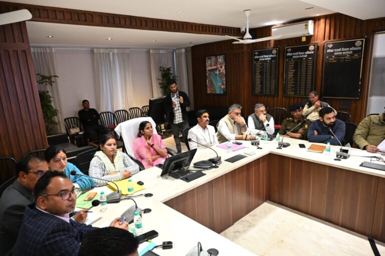 “कुंभ 2027 की भव्य तैयारी: 150 वर्ग किमी में फैलेगा मेला क्षेत्र, 32 सेक्टरों में माइक्रो प्लानिंग; मेलाधिकारी सोनिका की अगुवाई में परामर्शदात्री बैठक में गूंजे विकास और व्यवस्था के बड़े फैसले”