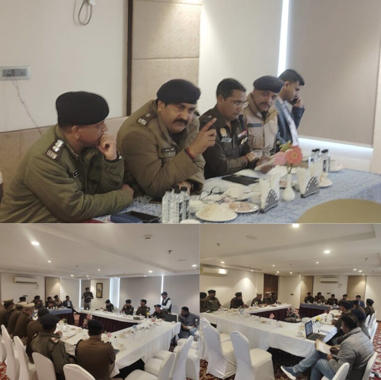 “शरदीय कांवड़ मेला–महाशिवरात्रि को लेकर हरिद्वार पुलिस फुल एक्शन में एसएसपी डोबाल के निर्देश पर यूपी–उत्तराखंड बॉर्डर पर हाईलेवल मीटिंग, कांवड़ यात्रा को सकुशल सम्पन्न कराने की ठोस रणनीति तैयार”