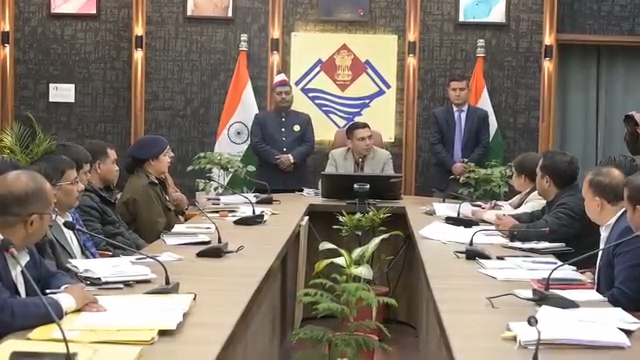 “‘अतिथि देवो भवः’ के संग देवभूमि तैयार: चारधाम यात्रा-2026 के लिए देहरादून प्रशासन अलर्ट मोड में, ग्रीन कार्ड से लेकर जर्मन हैंगर तक भव्य स्वागत की पूरी तैयारी!”