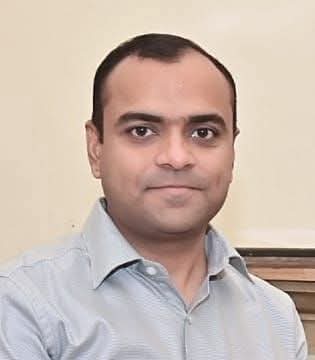 “रंगों के पर्व पर जिलाधिकारी मयूर दीक्षित का संदेश: प्रेम, सौहार्द और समृद्धि के रंगों से महके हरिद्वार”